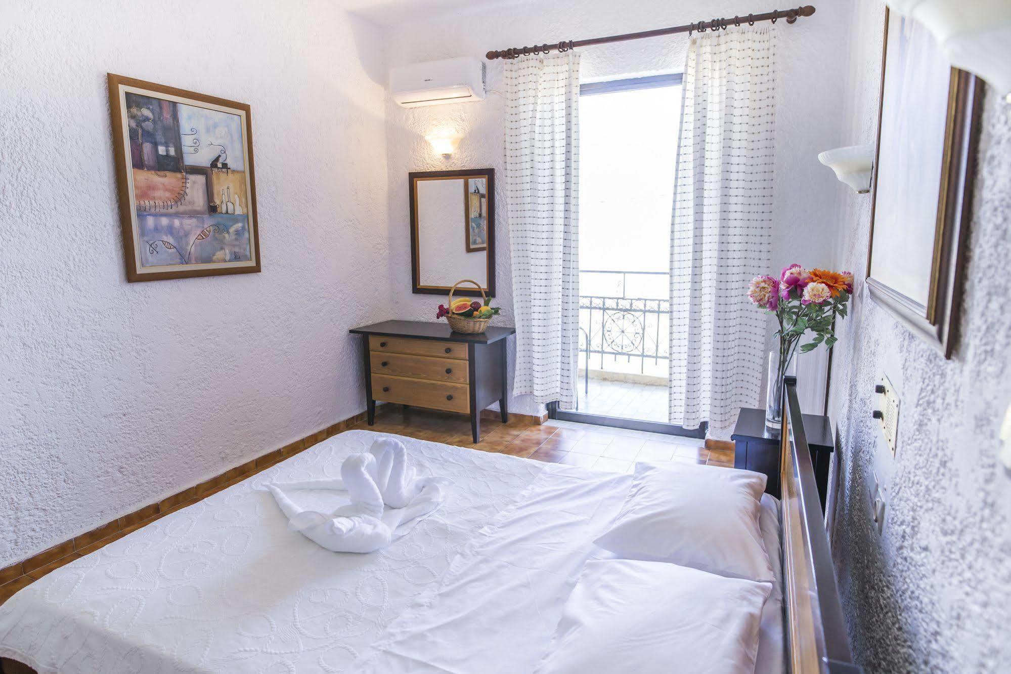Creta Aquamarine Hotel Platanes  Bagian luar foto